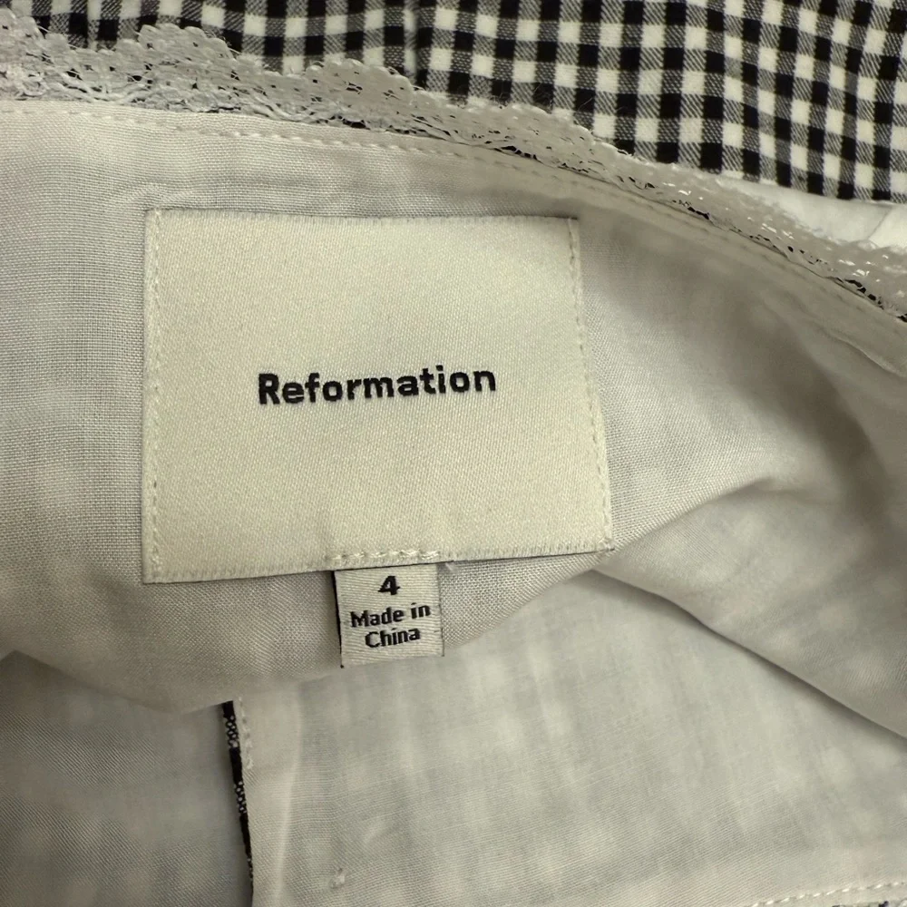 Reformation Amela Linen Top Remy Check
Gingham Black White - Picture 14 of 15